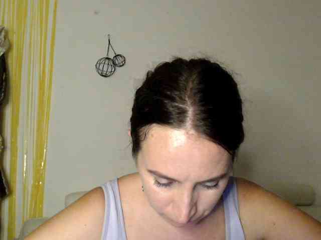 Modella: UWillMarryMyAss
