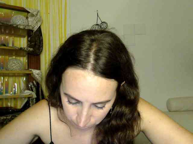 Modella: UWillMarryMyAss