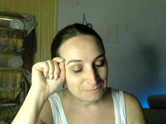 Modella: UWillMarryMyAss