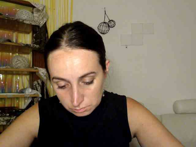 Modella: UWillMarryMyAss