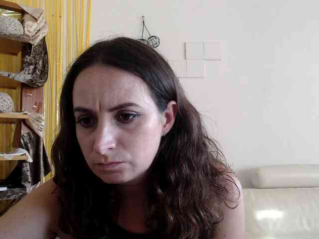 Modella: UWillMarryMyAss
