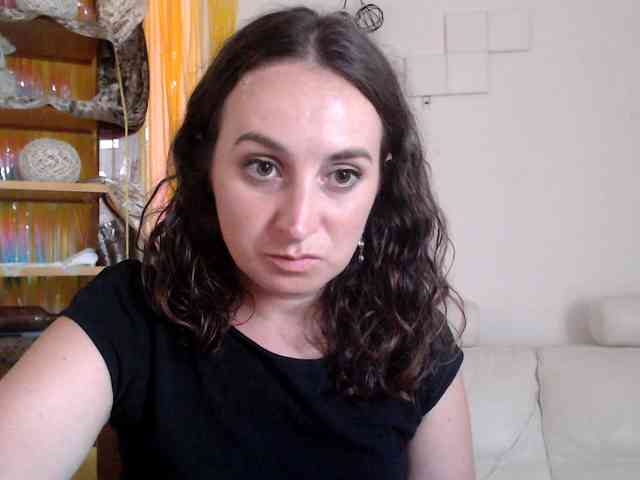 Modella: UWillMarryMyAss