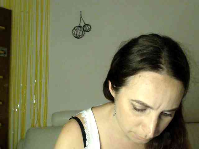 Modella: UWillMarryMyAss