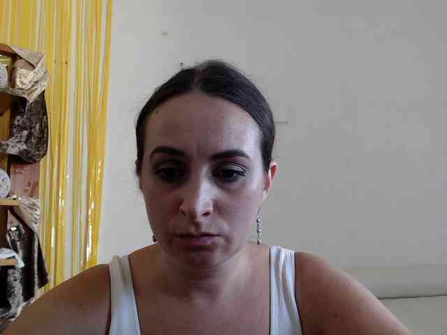 Modella: UWillMarryMyAss