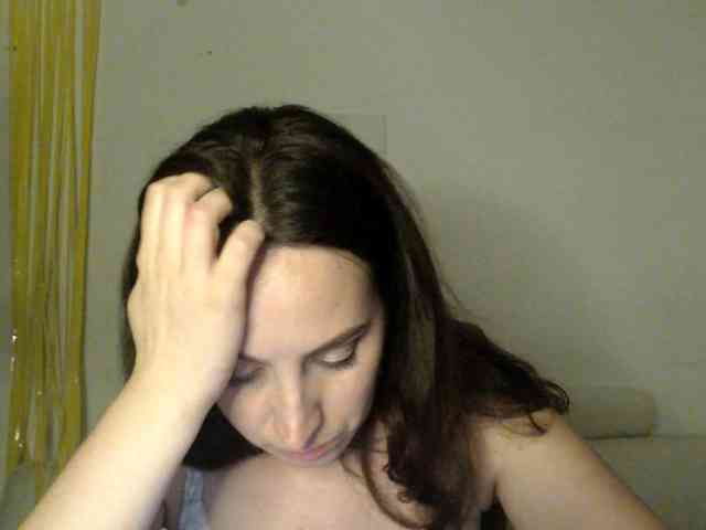 Modella: UWillMarryMyAss
