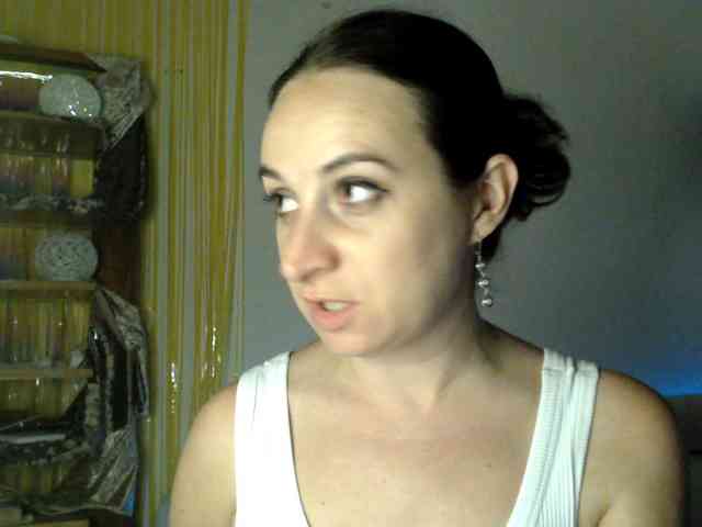 Modella: UWillMarryMyAss