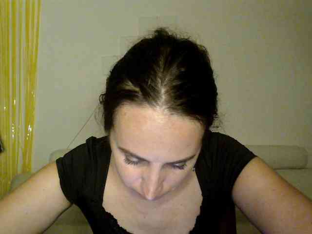Modella: UWillMarryMyAss