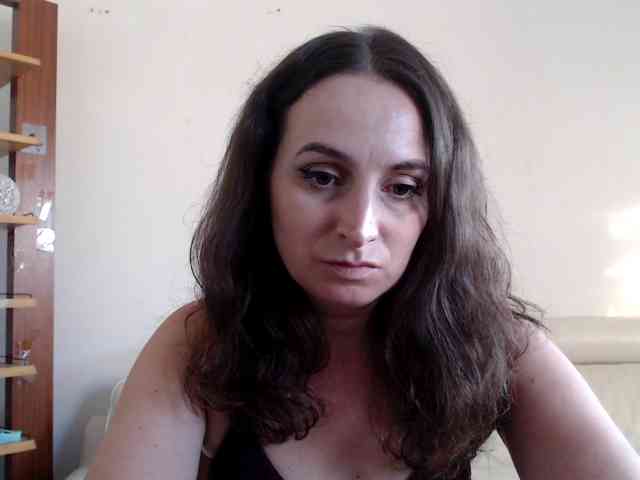 Modella: UWillMarryMyAss