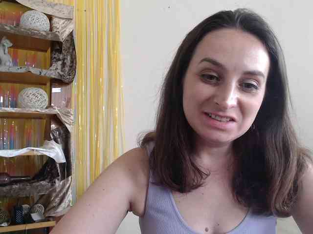 Modella: UWillMarryMyAss