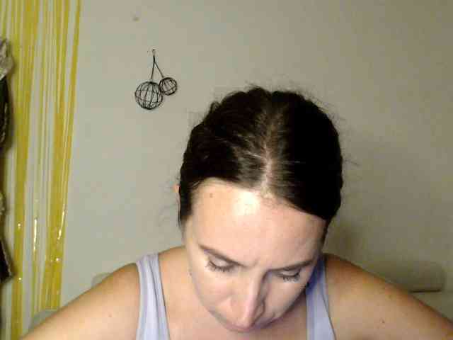 Modella: UWillMarryMyAss