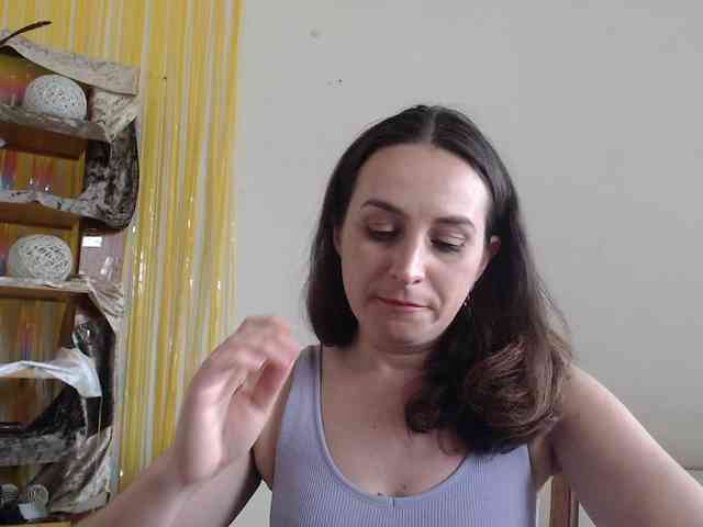 Modella: UWillMarryMyAss