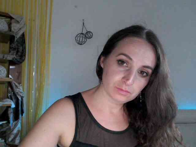 Modella: UWillMarryMyAss