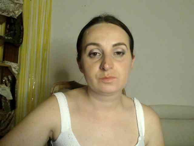 Modella: UWillMarryMyAss