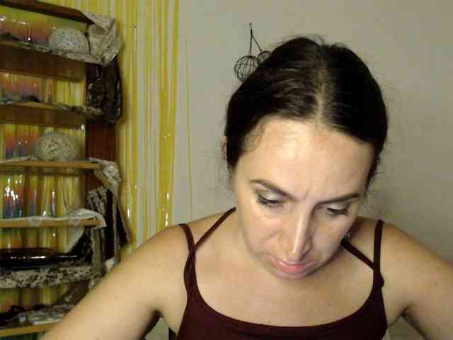 Modella: UWillMarryMyAss