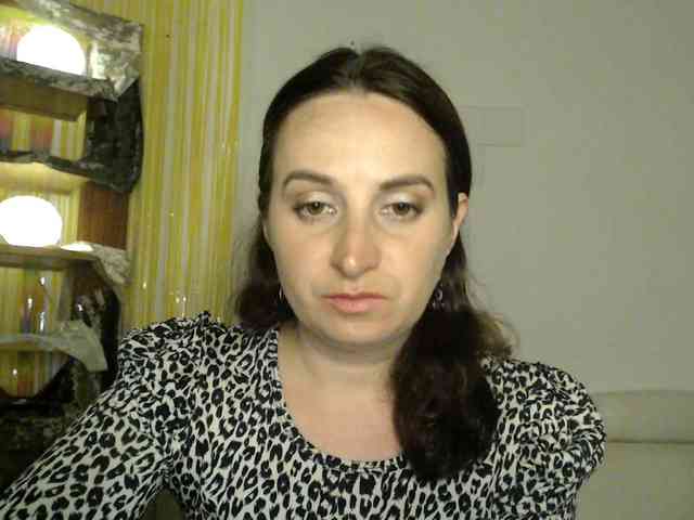 Modella: UWillMarryMyAss