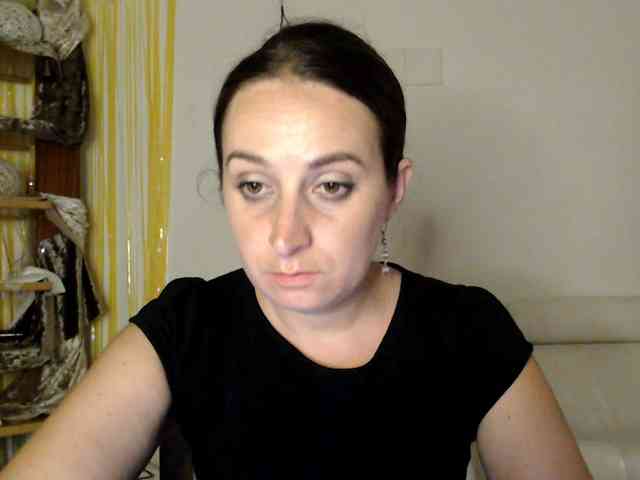 Modella: UWillMarryMyAss