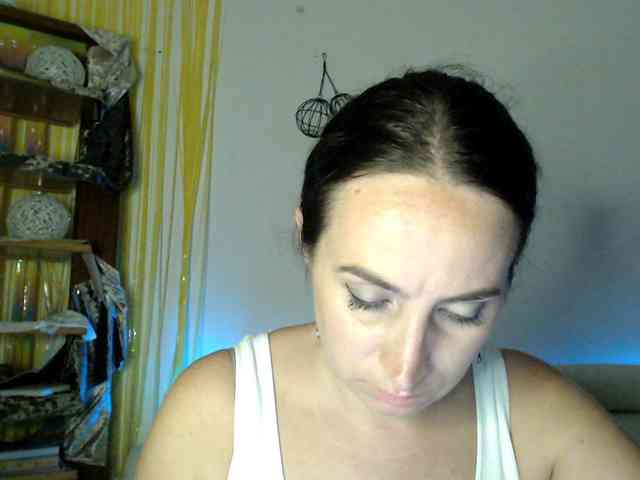 Modella: UWillMarryMyAss