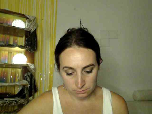 Modella: UWillMarryMyAss