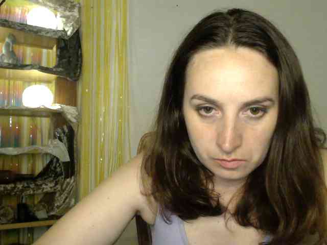 Modella: UWillMarryMyAss