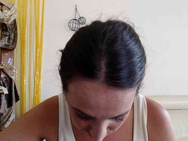 Modella: UWillMarryMyAss