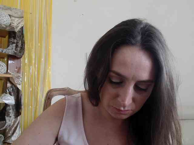 Modella: UWillMarryMyAss