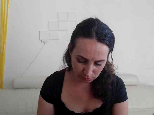 Modella: UWillMarryMyAss