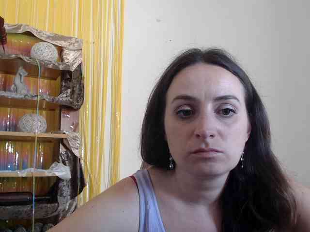 Modella: UWillMarryMyAss