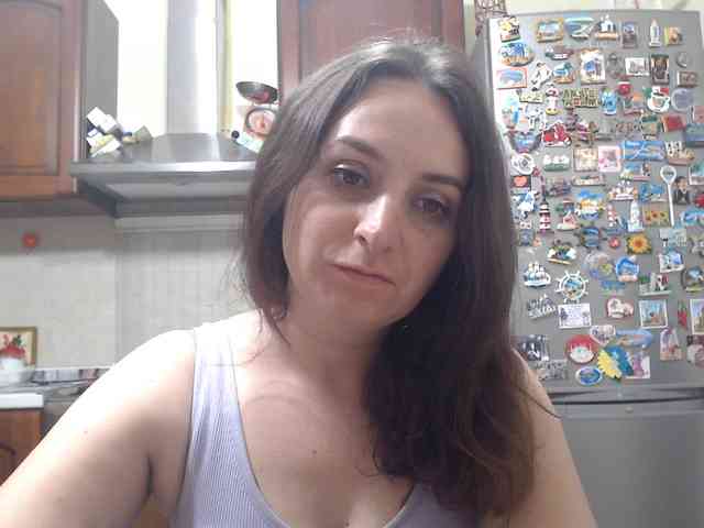 Modella: UWillMarryMyAss