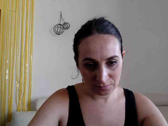 Modella: UWillMarryMyAss