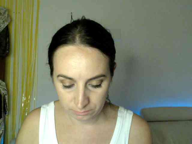 Modella: UWillMarryMyAss