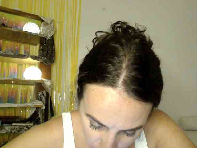 Modella: UWillMarryMyAss