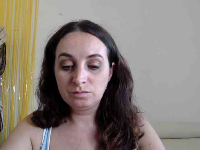 Modella: UWillMarryMyAss