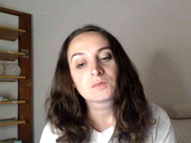 Modella: UWillMarryMyAss