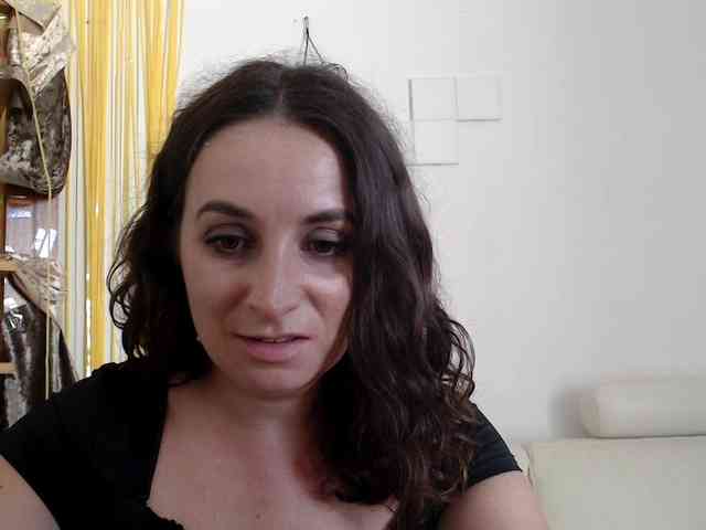 UWillMarryMyAss Live Webcam on BongaCams