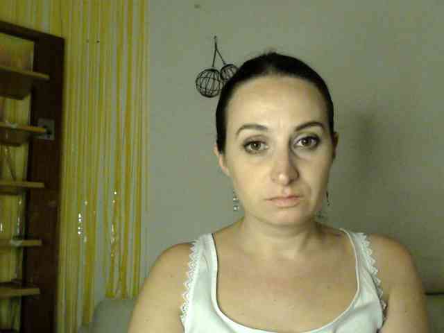 Modella: UWillMarryMyAss