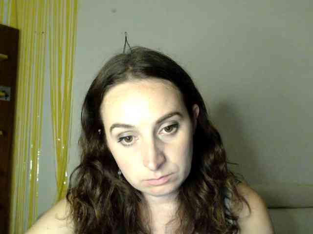 Modella: UWillMarryMyAss