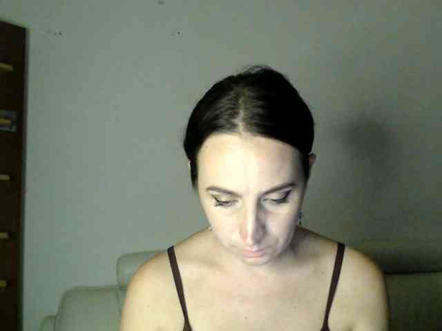 Modella: UWillMarryMyAss