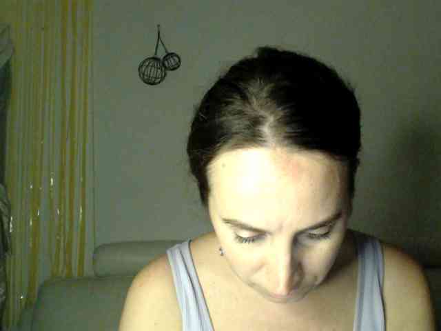 Modella: UWillMarryMyAss