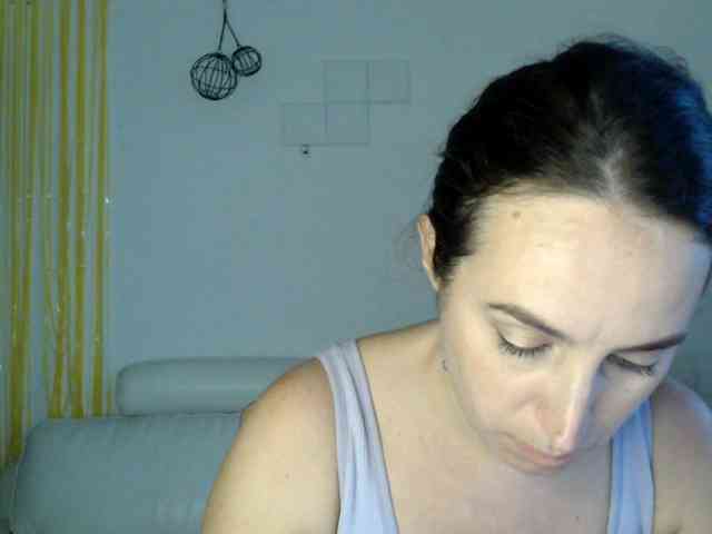 Modella: UWillMarryMyAss