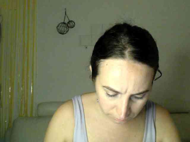 Modella: UWillMarryMyAss