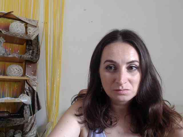 Modella: UWillMarryMyAss