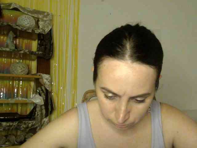 Modella: UWillMarryMyAss