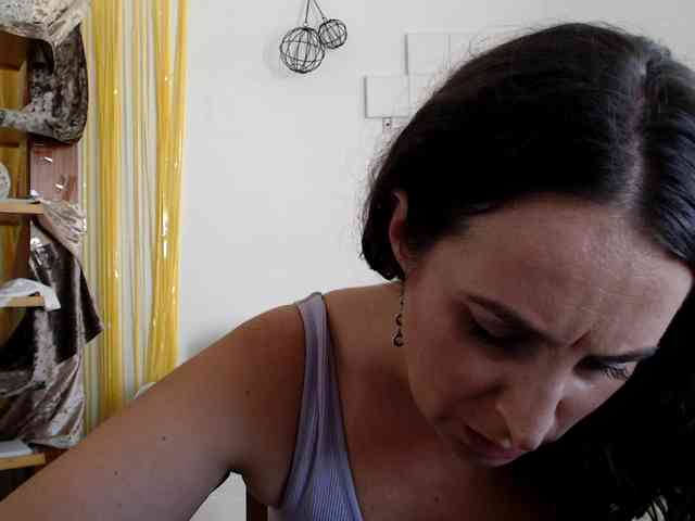 Modella: UWillMarryMyAss
