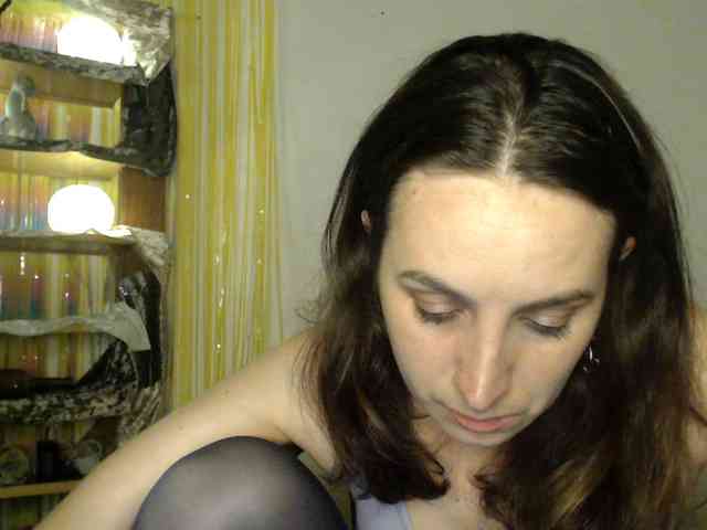 Modella: UWillMarryMyAss