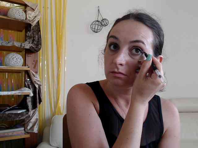 Modella: UWillMarryMyAss