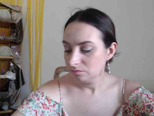 Modella: UWillMarryMyAss