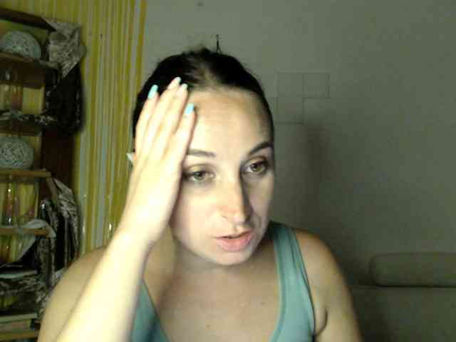 Modella: UWillMarryMyAss