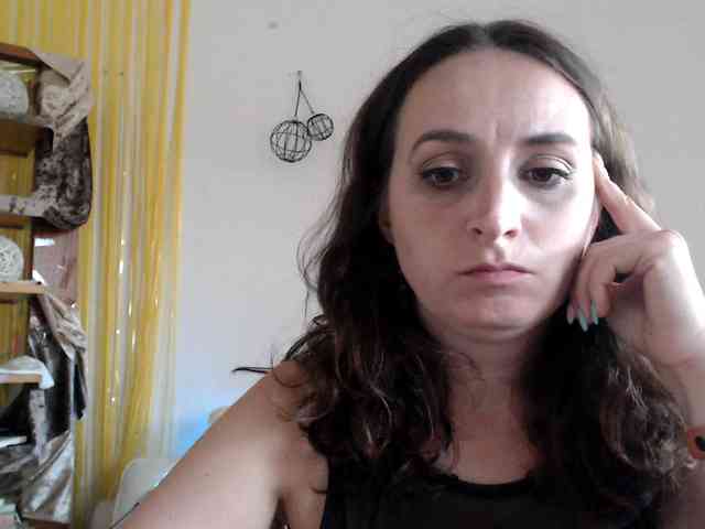 Modella: UWillMarryMyAss