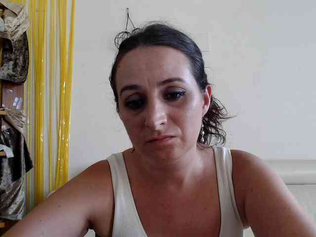 Modella: UWillMarryMyAss