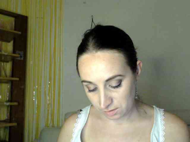Modella: UWillMarryMyAss